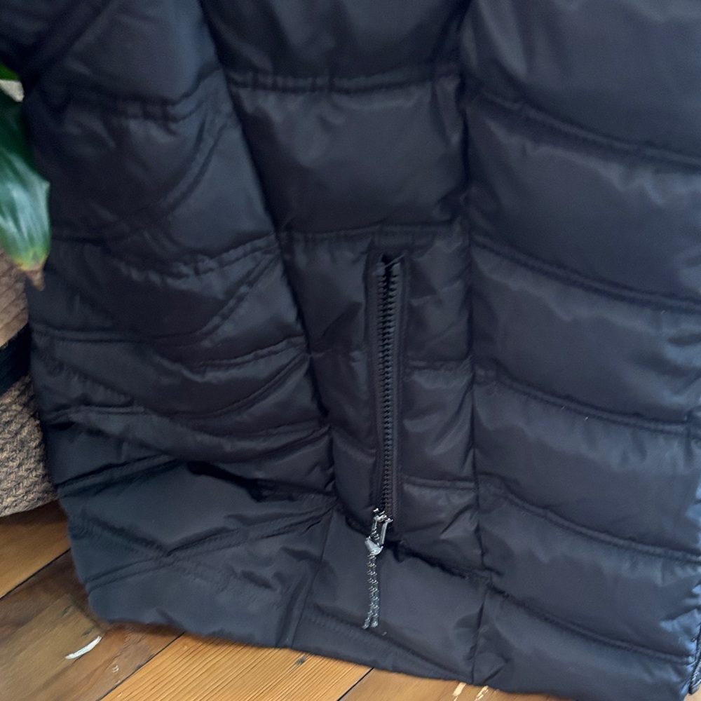 Nautica Women's Black Puffer Jacket with Faux Fur Hood large - Picture 10 of 15